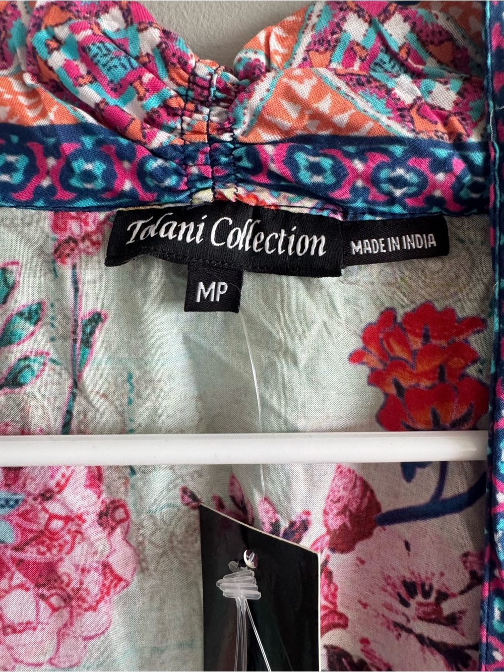 Tolani Raelyn Floral Border Kimono - Picture 3 of 4